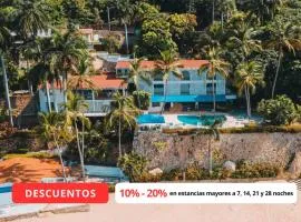 Maravillosa casa con 7 habitaciones, acceso directo a playa pichilingue, bahía de puerto marqués, zona diamante Acapulco