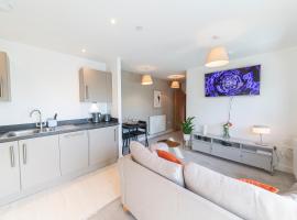 The Counting Sheep Service Apartment in Hounslow - 10 mins away from Heathrow, hotel din Hounslow