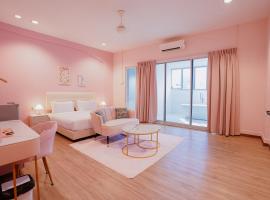 Pink Cabana Hotel, отель в Джорджтауне