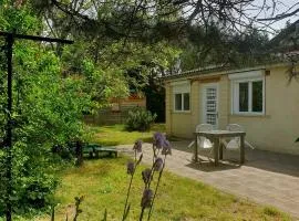 Studio indépendant dans maison avec jardin-Carré de Soie-Groupama-Eurexpo