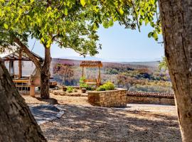 Complex ARBANASHKI STYLE-Panoramic View with Summer and Winter terrace, Children's and Adult Area with Cinema Summer、アルバナシのゲストハウス