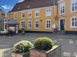 Niollo Hotel & Apartments, hotel u gradu 'Aabenraa'