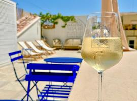 VOLPE E UVA Winesuites & Spa, hotell sihtkohas Trani