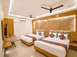 FabHotel Well Back - Nr BKC