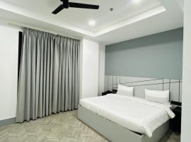 BedChambers Luxury Apartment Near Golf course Road, appartement à Gurgaon