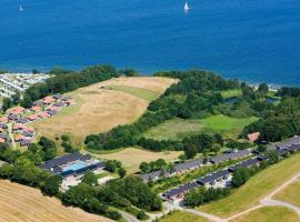 5 person holiday home on a holiday park in Aabenraa, hótel í Aabenraa