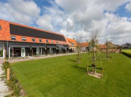 Luxury apartment with sun shower at the edge of the beautiful Oostkapelle, luxe hotel in Oostkapelle