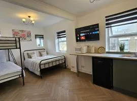 Newly renovated Studios & Ensuite Rooms! - Camberwell