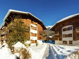 Apartment with a balcony in Le Grand Massif