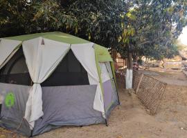 HAMPI CAMPING site, luxussátor Hampiban