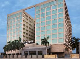 Courtyard by Marriott Chennai, hotel sa Chennai