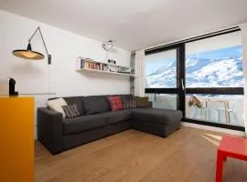 Ski in ski out with sought after location