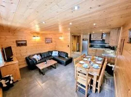 Superbe T3 + cabine au centre des Gets, proche pistes, 7 pers, 4⭐, Wifi, équipements complets - FR-1-598-83