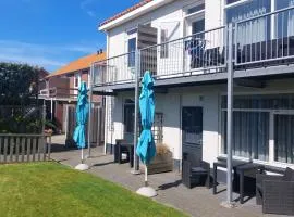 Appartement met 3 slaapkamers vlakbij strand en centrum