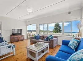 Coastal Cottage - 110 Avoca Dr