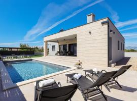 Villa Anlero, hotell i Nin