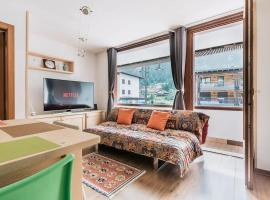 CampiglioApartment Free Parking, budgethotell i Madonna di Campiglio