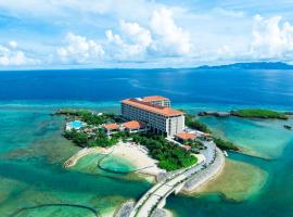 Hyatt Regency Seragaki Island Okinawa, hotel v destinaci Onna