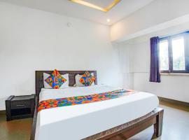 FabHotel Comfort Stays - Nr Miramar Beach, hotel in Panaji