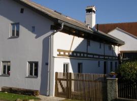 Ferienhaus Beim Kirchenschuster - b48567, hotel v destinaci Schernfeld