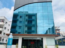 Wild Wings Premium Hotel, hotel v mestu Hyderabad