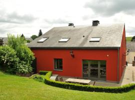 Gîte tout confort au cœur du Parc national de la vallée de la Semois, hotel v mestu Ucimont