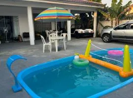 Casa em Guaratuba com piscina