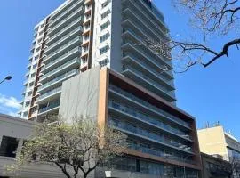 Modern One Bedroom Apartment at Morphett Street