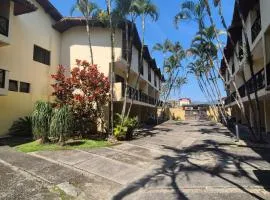 Casa em Ubatuba no Centro Condomínio com Piscina e Churrasqueira