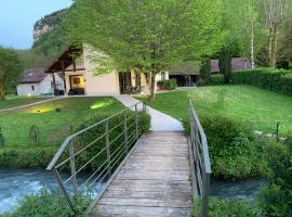 Gite du Lison 2 chambres au calme en Franche Comte riviere, hotel i Nans-sous-Sainte-Anne