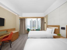 Nina Hotel Tsuen Wan West, хотел в Хонг Конг