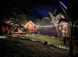 Glamping Colibrí, bosque vecino y vista a la montaña al mismo tiempo