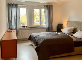 Ferienwohnung mit 2 Schlafzimmern und Parkplatz - Wohnung 1, hotel Wolfhagenben