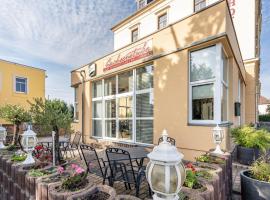 Ferienwohnung im Hotel Reichskrone, hotel en Heidenau