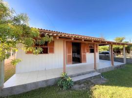 Casa de Praia de Jaguaruna Balneário Paraíso, hotel a Jaguaruna