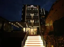 Hotel Luna