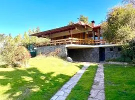 Lujosa casa en la mejor zona de chacras, Mendoza, con piscina, jardín y quincho