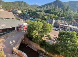 Manitou Incline Retreat