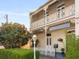 Bowral Guesthouse Historic Luxury in Bowrals Heart – hotel w mieście Bowral