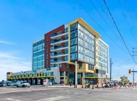 Bright Suites Finch West by GLOBALSTAY