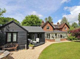 Railway Junction Cottage & The Cabin by NewFo rest, hotel a Brockenhurst