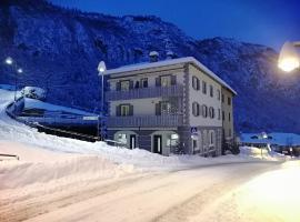 Apartments Giovannini, hotel v destinácii Fai della Paganella