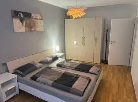 Zentrale 3 Zimmerwohnung mit kostenlosem Stellplatz