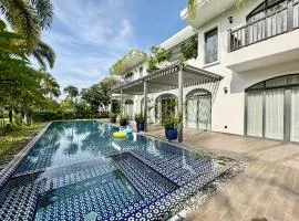 Bellevue west Phu Quoc 4BR beachfront Villa with private swimming pool