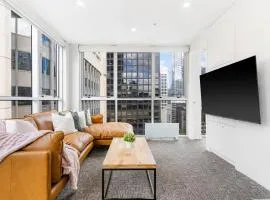 Spectacular William St Apartment - Sleeps 12