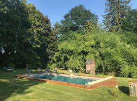 Gîte détente: piscine, sauna, fitness près de Besançon - FR-1-583-1, Hotel in Bonnevent-et-Velloreille-lès-Bonnevent