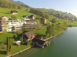 Viesnīca Hotel Kurhaus am Sarnersee pilsētā Zarnene