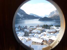 Hotel Lory - Molveno - Dolomiti, отель в Мольвено