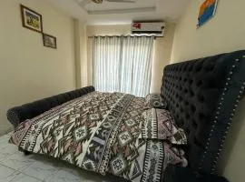 Bahria Phase 8 One Bed Serviced Apartment