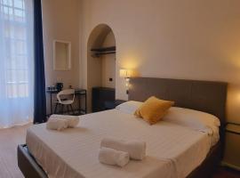 EVA LUXURY SUITE, B&B em Cagliari